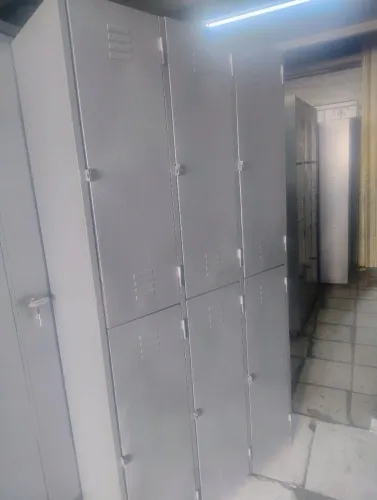 Armário para vestiário de aço 6 portas usado reformado em boa condições 