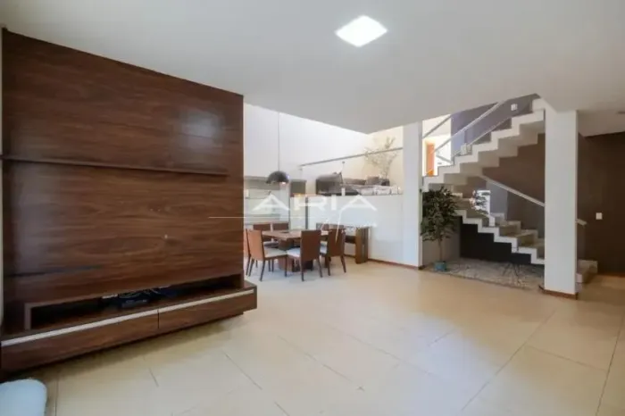 CASA PARA LOCAÇÃO NO CONDOMÍNIO ROYAL FOREST - ESPERANÇA - LONDRINA PR