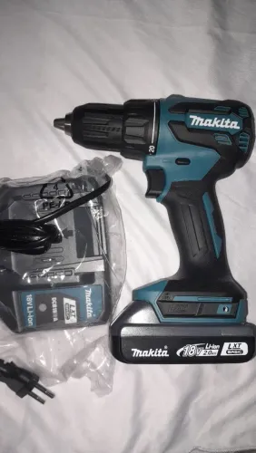 Furadeira/parafusadeira da Makita 