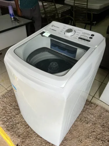 Máquina Electrolux EssentialCare 14Kg faz tudo tambor inox semi nova ((ENTREGO GRATIS))