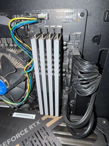 Memoria RAM Aorus 8GB 3200Mhz RGB 4X8GB