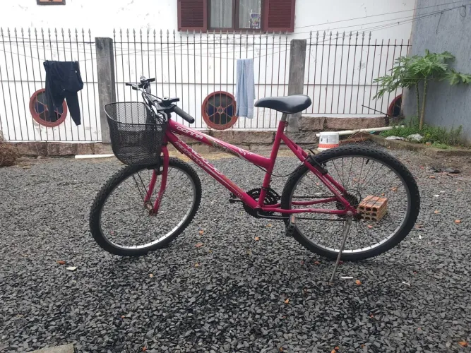 Bike Aro 26 com cesta