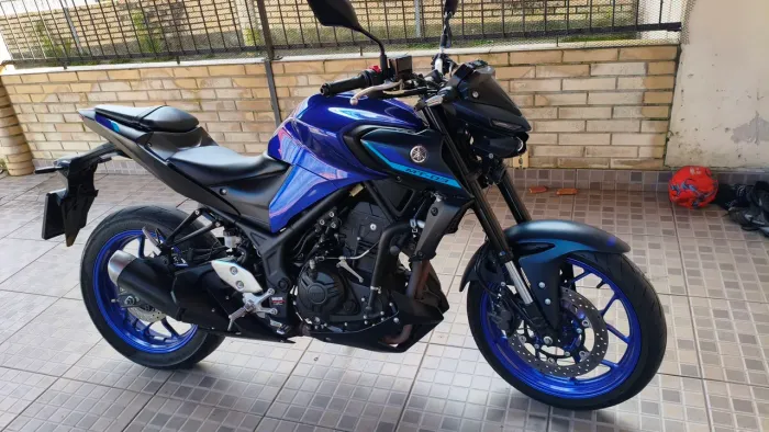 MT 03 impecável, todas as revisões feitas na concessionária.