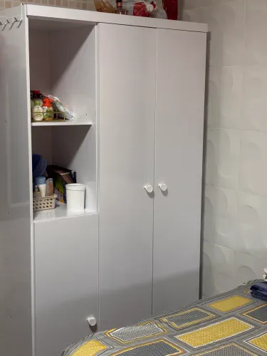 Vendo guarda roupa infantil 