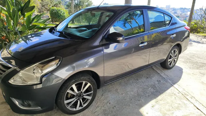 Nissan Versa SL 1.6 16V Flexstart 4P Aut. 2020