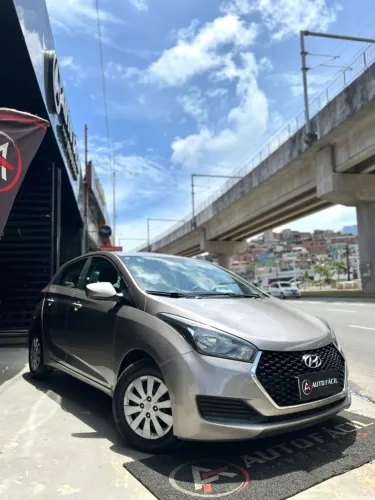 Hyundai HB20 Unique 1.0 Flex 12V Mec. 2019