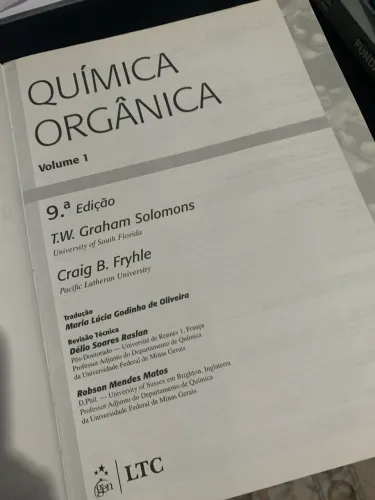 Livro QUÍMICA ORGÂNICA SOLOMONS