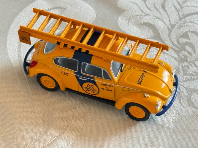 Coleção - Carros de Serviço - Fusca com Escada