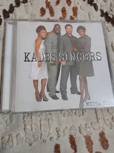 CD KADES SINGERS - MUITA VIDA 