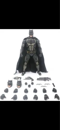 BATMAN TACTICAL 1/6 HOT TOYS 