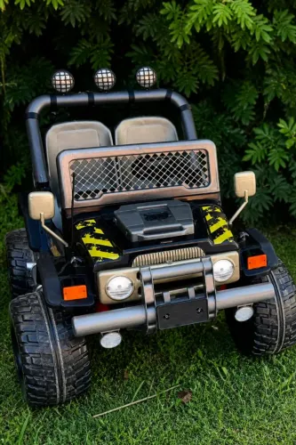 Carrinho Elétrico Infantil Jeep Gaucho 24V - Peg Perego