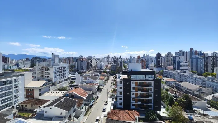 Apartamento Studio à Venda no Centro com 49m² e 1 Dormitório/Quarto disponível