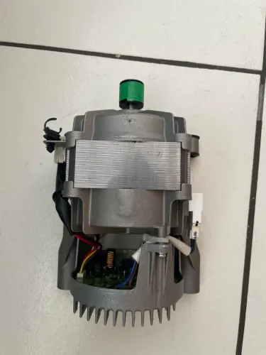 Motor midea com defeito