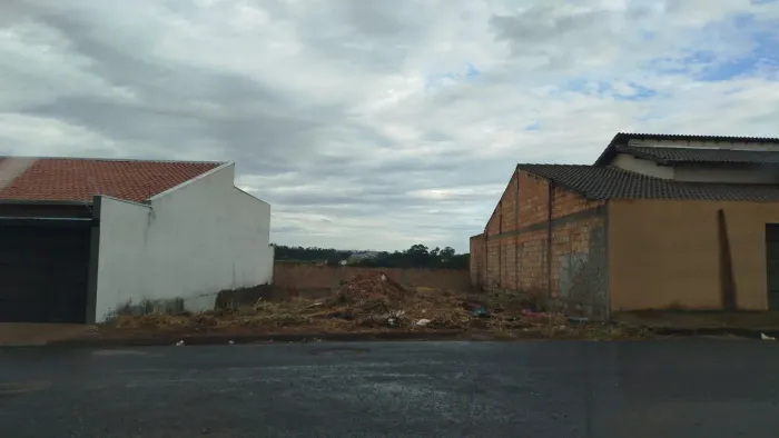 Vendo terreno 240m2