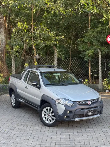 Fiat Strada Adventure 1.8/ 1.8 Locker Flex CE 2016