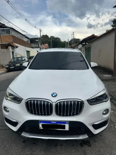 BMW X1 Sdrive 20I X-line 2.0 TB Active Flex 2016