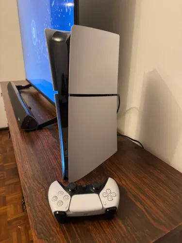 Playstation 5 Slim em estado de novo