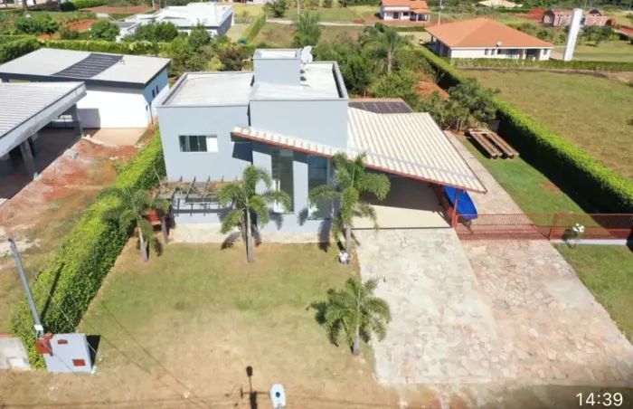 Sobrado no condomínio estância do Bosque/ para venda tem 284 metros quadrados com 4 quarto