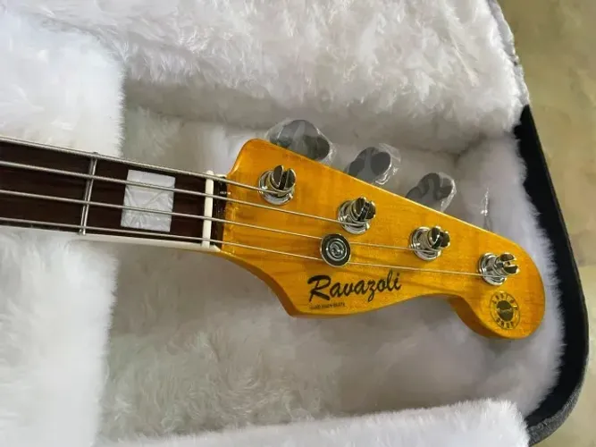 Jazz Bass Ravazoli novo