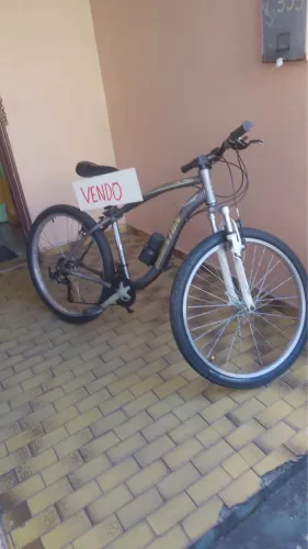 VENDO BICICLETA