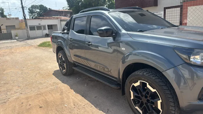 Vendo roda 20 semi nova pneu seminovo