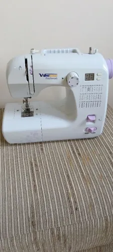 Maquina de costura NOVA 500.00 reais