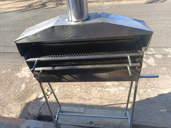 Vendo espetinho completo
