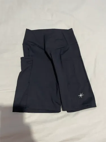 Short ciclista preto