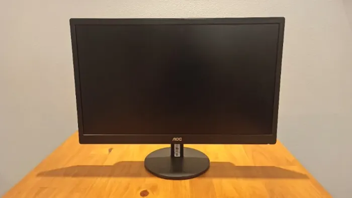 Monitor AOC com tela de 21.5" 60Hz resolução Full HD