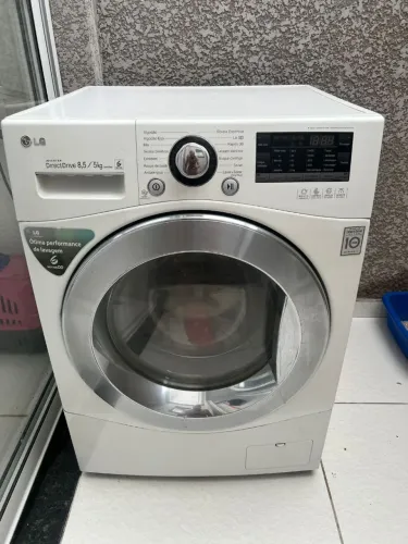 Lava e Seca LG Inverter Direct Drive 8,5kg / 5kg