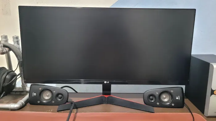 LG ultrawide 29" 75hz