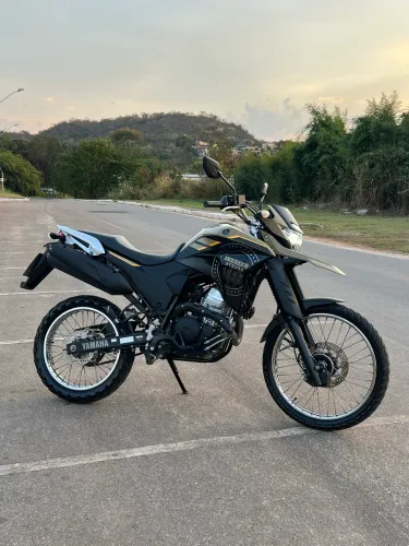 Lander XTZ 250 baixo KM