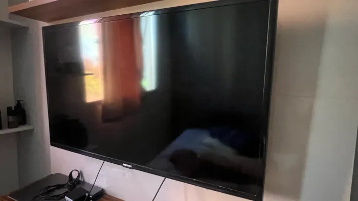 Xbox Series S + Controle Original + TV Samsung 42? - Pronto para Jogar