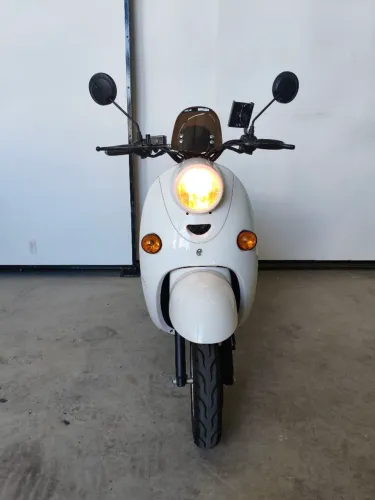 Moto elétrica Autopropelido