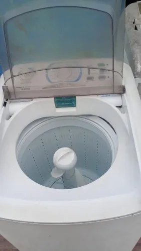 Máquina de lavar roupa Eletrolux