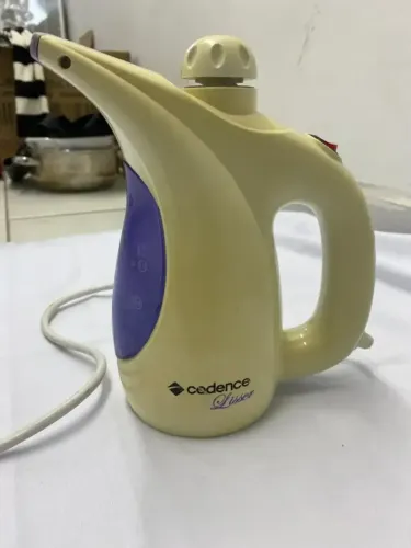 Passadeira A Vapor Cadence Lisser 127v Excelente Estado