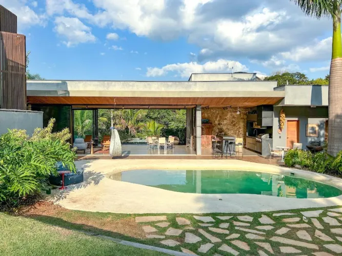 Sobrado à venda em Campinas, Chácara Bela Vista, com 5 suítes, com 650 m², Chácara Bela Vi