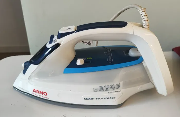 Ferro Arno FV4970 110V - Vapor Forte - Funcionando