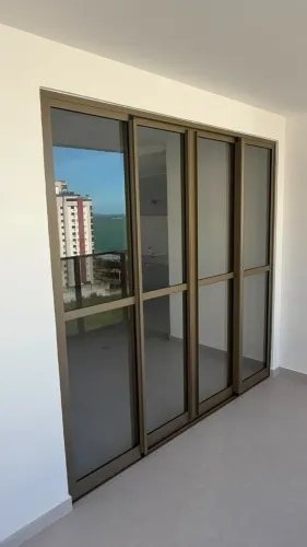 Portas de alumínio com vidro