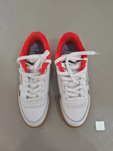 Reebok 