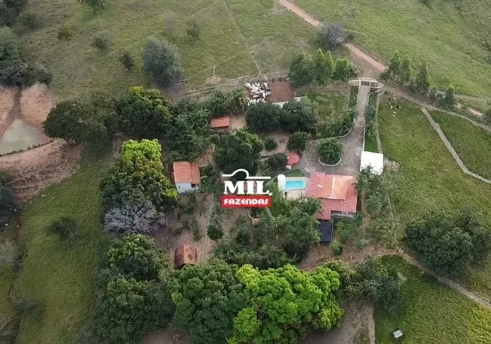 Sítio 8.5 alqueires (41.14 Ha) Itapaci-GO