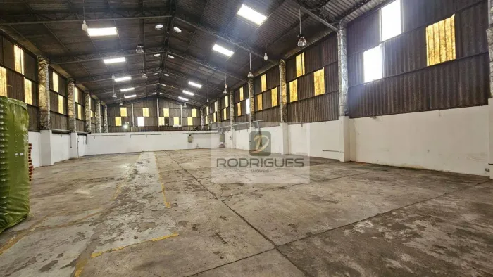 Galpão à venda, 3777 m² / 22400 m² Terreno por R$ 14.500.000 - Cooperativa - São Bernardo