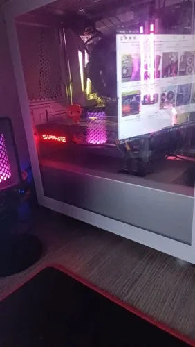 Rx5700 sapphire nitro