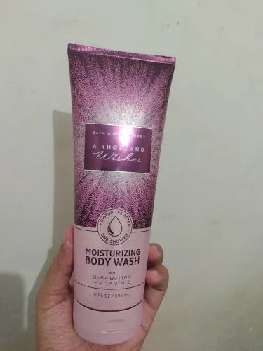 Sabonete pastoso A thousand whishes(bath e body works) 