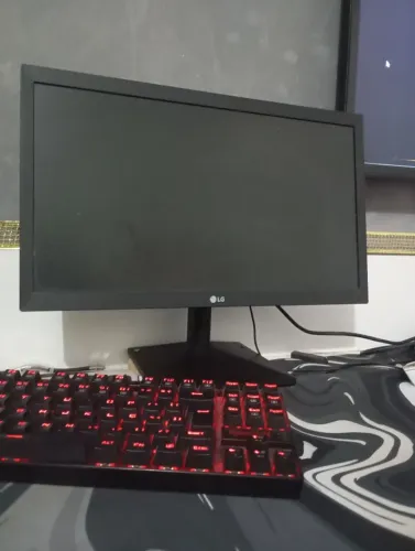 Monitor LG 75Hz 20 polegadas 5ms de resposta 