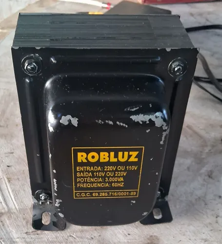 Transformador Robluz 3.000VA