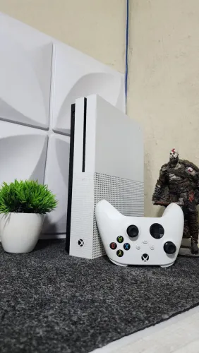 Xbox One S, Midia Fisica+, HD 1 TERA, 4k, ZEROOO, TOP!!!