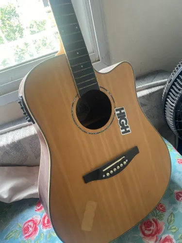 Violão elétrico 
