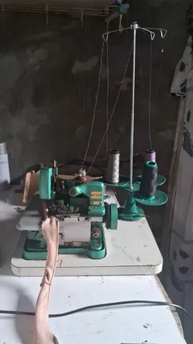 Máquina overlock