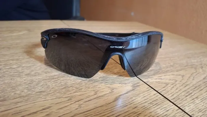 ÓCULOS ESTILO OAKLEY RETRÔ Y2K VISOR ÚNICO ESPORTIVO VINTAGE